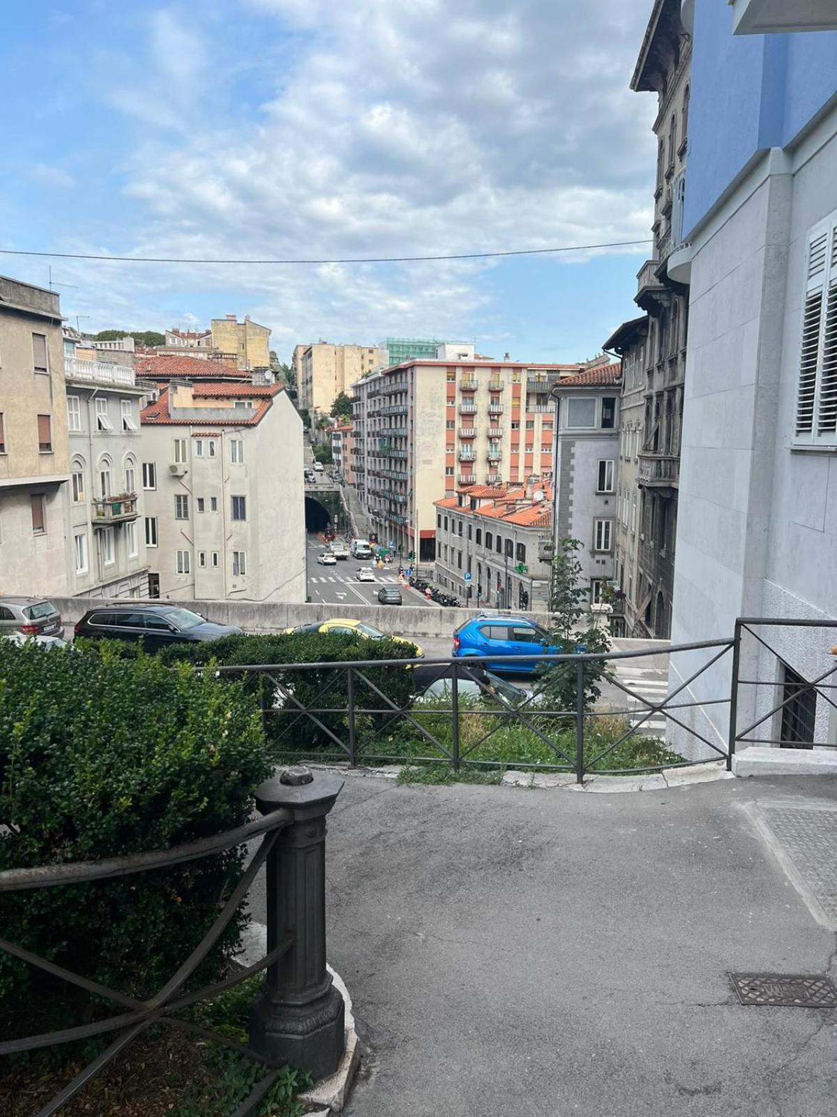 Casa Alice A 2 Passi Dal Centro 55 Mt 2 Apartment Триест Екстериор снимка